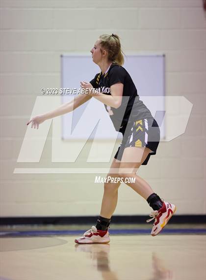 Thumbnail 1 in Arapahoe @ Grandview photogallery.