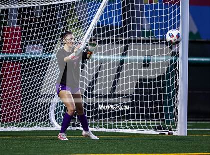 Thumbnail 2 in Redmond vs. North Creek photogallery.