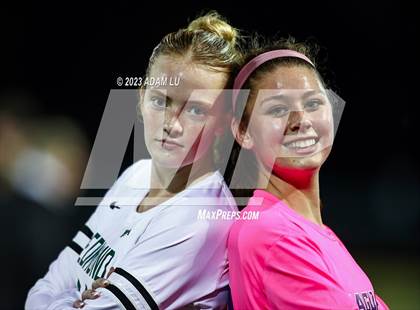 Thumbnail 1 in Redmond vs. North Creek photogallery.