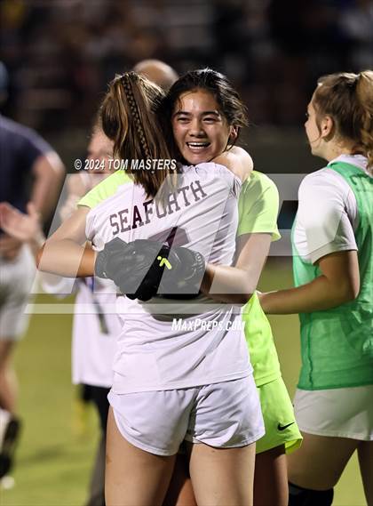 Thumbnail 2 in Pine Lake Prep @ Seaforth (NCHSAA 2A Championship) photogallery.