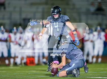 Thumbnail 2 in San Marcos @ Buena photogallery.