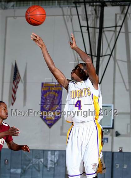 Thumbnail 1 in Lynwood vs. Downey photogallery.