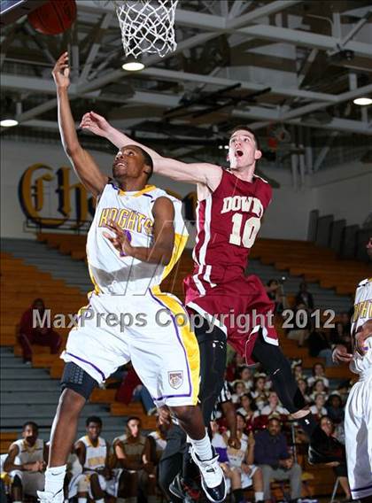 Thumbnail 1 in Lynwood vs. Downey photogallery.