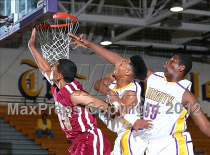 Thumbnail 1 in Lynwood vs. Downey photogallery.