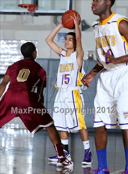 Thumbnail 3 in Lynwood vs. Downey photogallery.