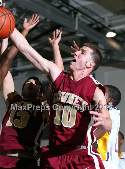 Thumbnail 1 in Lynwood vs. Downey photogallery.