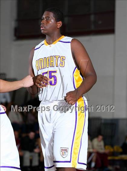 Thumbnail 3 in Lynwood vs. Downey photogallery.
