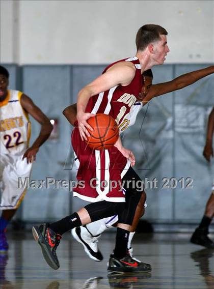 Thumbnail 2 in Lynwood vs. Downey photogallery.