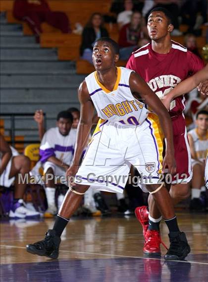 Thumbnail 3 in Lynwood vs. Downey photogallery.