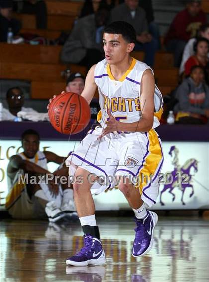 Thumbnail 1 in Lynwood vs. Downey photogallery.