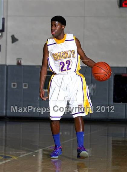 Thumbnail 3 in Lynwood vs. Downey photogallery.