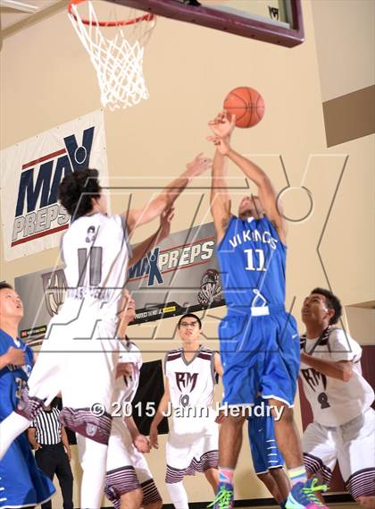 Thumbnail 2 in Irvington @ Rancho Mirage (MaxPreps Holiday Classic) photogallery.