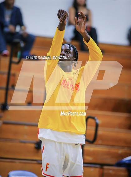 Thumbnail 3 in Fairfax vs  Poly (17th Annual Rose City Roundball Classic) photogallery.