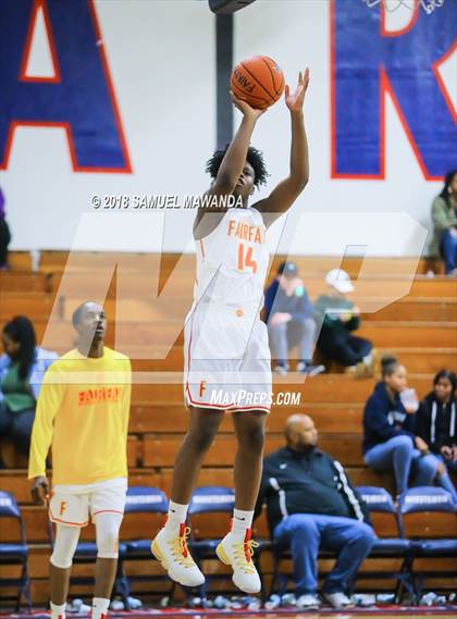 Thumbnail 1 in Fairfax vs  Poly (17th Annual Rose City Roundball Classic) photogallery.
