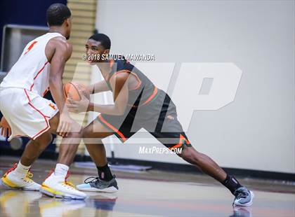 Thumbnail 3 in Fairfax vs  Poly (17th Annual Rose City Roundball Classic) photogallery.