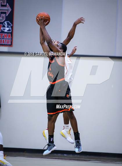 Thumbnail 3 in Fairfax vs  Poly (17th Annual Rose City Roundball Classic) photogallery.