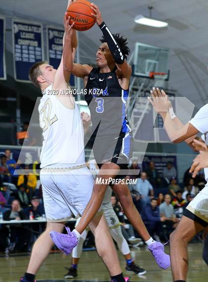Thumbnail 1 in El Camino Real vs. St. John Bosco (Bosco Dream Showcase) photogallery.