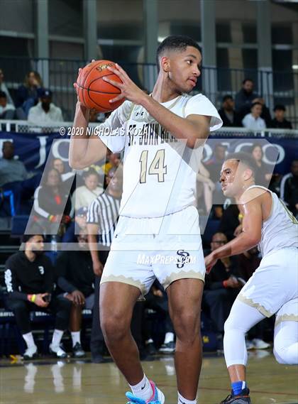 Thumbnail 3 in El Camino Real vs. St. John Bosco (Bosco Dream Showcase) photogallery.