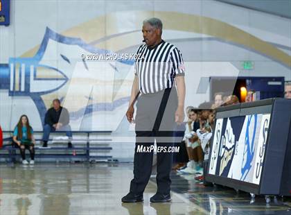 Thumbnail 2 in El Camino Real vs. St. John Bosco (Bosco Dream Showcase) photogallery.