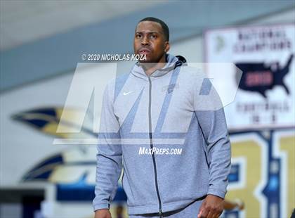 Thumbnail 3 in El Camino Real vs. St. John Bosco (Bosco Dream Showcase) photogallery.
