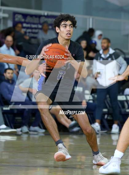 Thumbnail 2 in El Camino Real vs. St. John Bosco (Bosco Dream Showcase) photogallery.