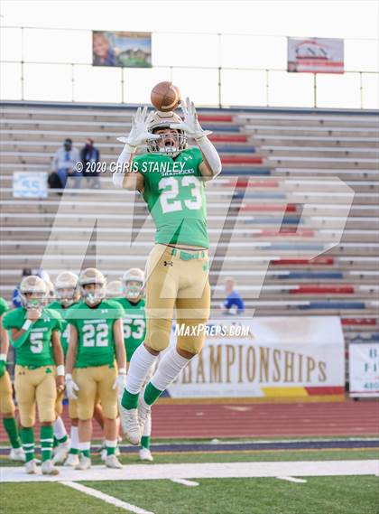 Thumbnail 3 in Snowflake vs Yuma Catholic (AIA 3A Final) photogallery.