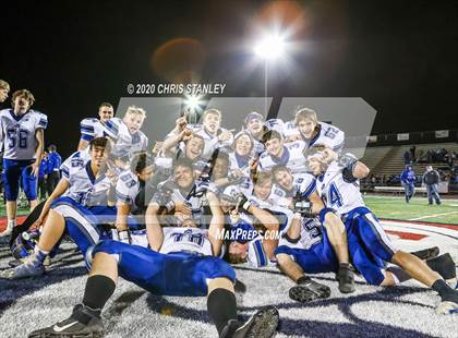 Thumbnail 3 in Snowflake vs Yuma Catholic (AIA 3A Final) photogallery.