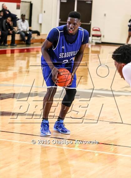 Thumbnail 3 in Trinity Christian vs Seagoville photogallery.