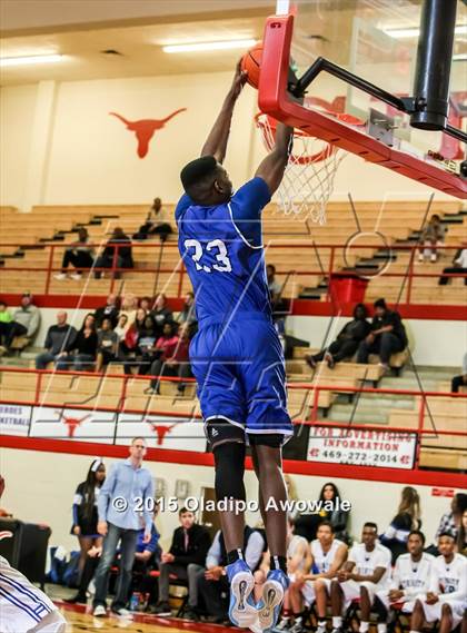 Thumbnail 2 in Trinity Christian vs Seagoville photogallery.