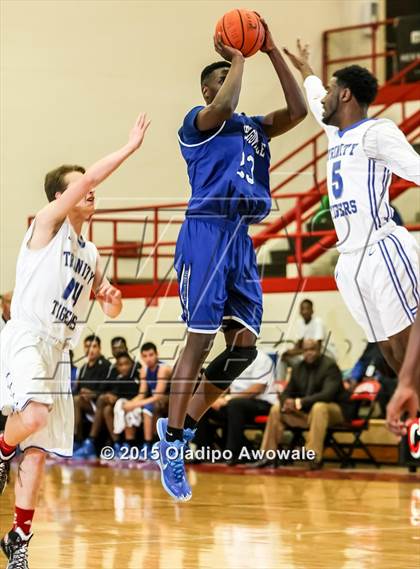 Thumbnail 1 in Trinity Christian vs Seagoville photogallery.
