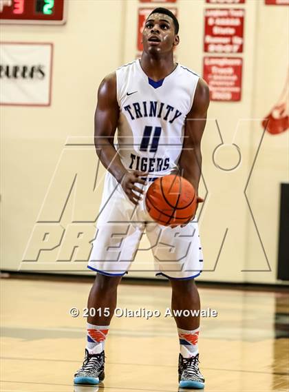 Thumbnail 3 in Trinity Christian vs Seagoville photogallery.