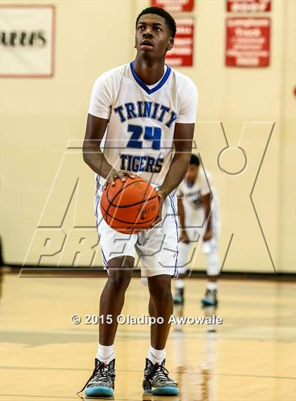 Thumbnail 3 in Trinity Christian vs Seagoville photogallery.