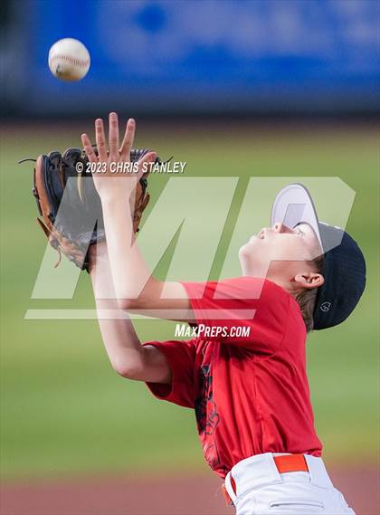 Thumbnail 1 in Lee Williams @ Coconino photogallery.