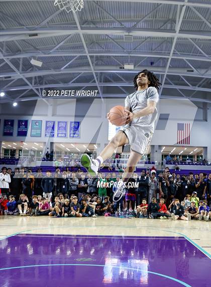 Thumbnail 1 in Slam Dunk Contest (City of Palms Classic) photogallery.