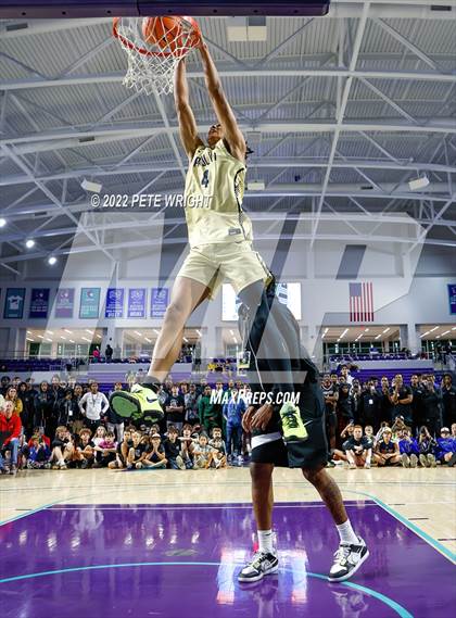 Thumbnail 2 in Slam Dunk Contest (City of Palms Classic) photogallery.