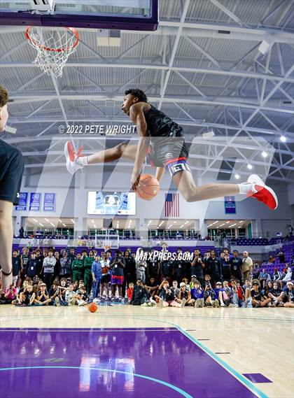 Thumbnail 1 in Slam Dunk Contest (City of Palms Classic) photogallery.