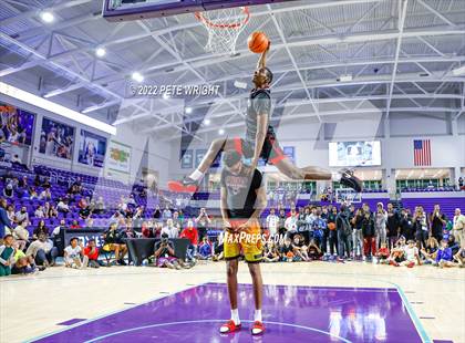 Thumbnail 2 in Slam Dunk Contest (City of Palms Classic) photogallery.