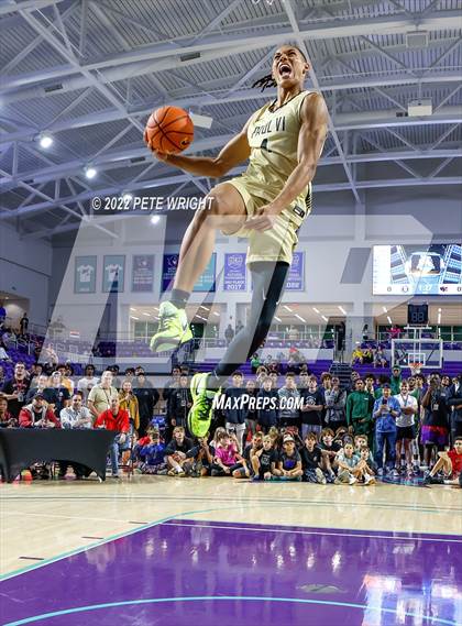 Thumbnail 2 in Slam Dunk Contest (City of Palms Classic) photogallery.