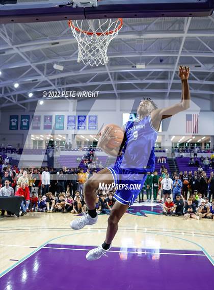 Thumbnail 2 in Slam Dunk Contest (City of Palms Classic) photogallery.