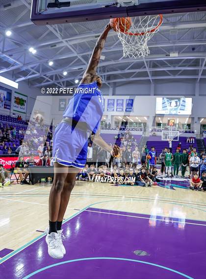 Thumbnail 2 in Slam Dunk Contest (City of Palms Classic) photogallery.