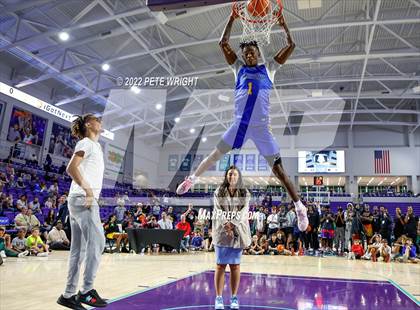 Thumbnail 3 in Slam Dunk Contest (City of Palms Classic) photogallery.