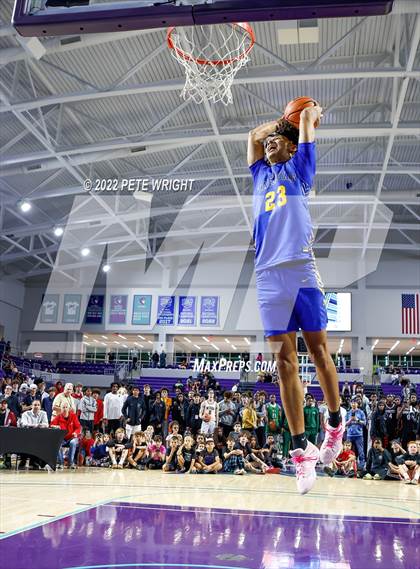 Thumbnail 3 in Slam Dunk Contest (City of Palms Classic) photogallery.