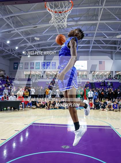 Thumbnail 2 in Slam Dunk Contest (City of Palms Classic) photogallery.