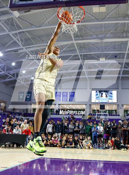 Thumbnail 2 in Slam Dunk Contest (City of Palms Classic) photogallery.