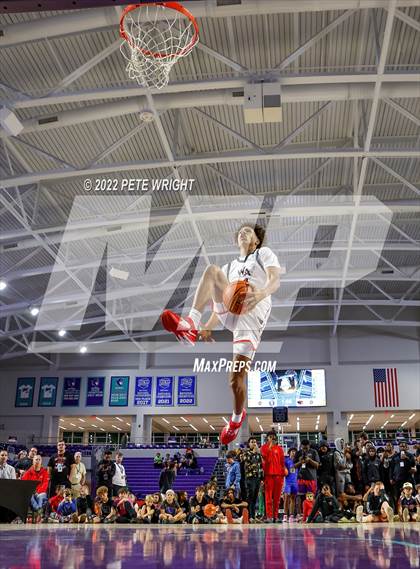 Thumbnail 3 in Slam Dunk Contest (City of Palms Classic) photogallery.
