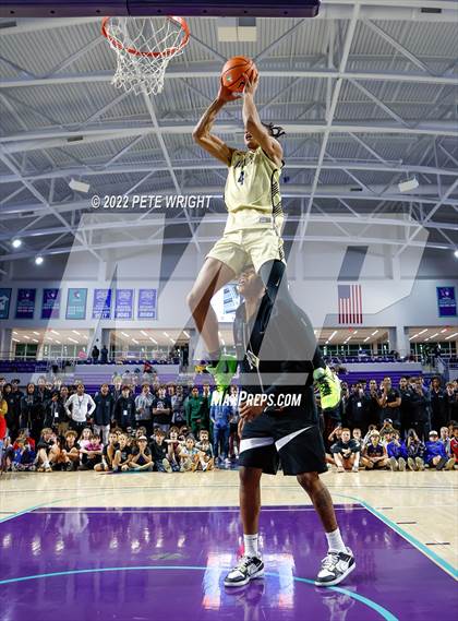 Thumbnail 2 in Slam Dunk Contest (City of Palms Classic) photogallery.