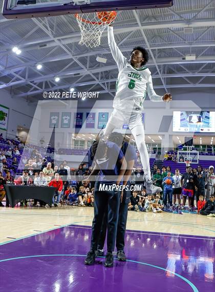 Thumbnail 3 in Slam Dunk Contest (City of Palms Classic) photogallery.
