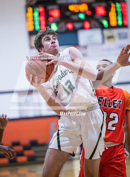 Thumbnail 3 in Ellet vs. Canton Central Catholic photogallery.