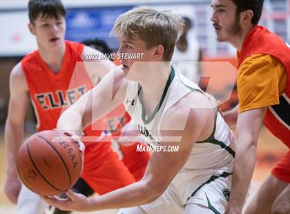 Thumbnail 2 in Ellet vs. Canton Central Catholic photogallery.