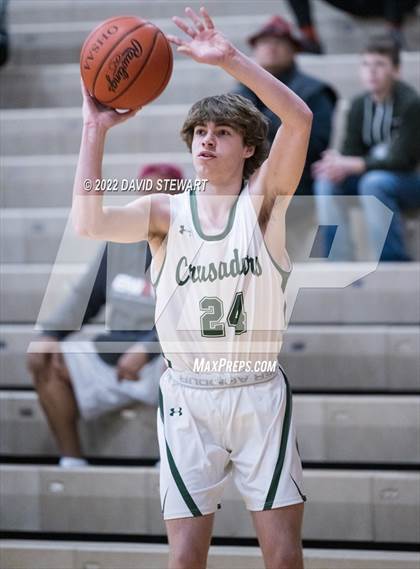 Thumbnail 3 in Ellet vs. Canton Central Catholic photogallery.